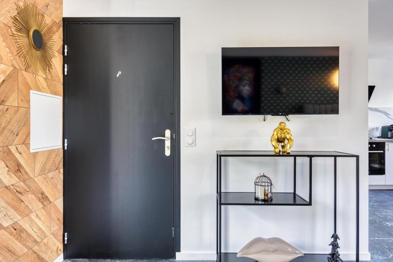 Studio 1 Coubron Luaran gambar
